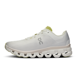 Women's shoes ON RUNNING Cloudflow 4 White/Sand