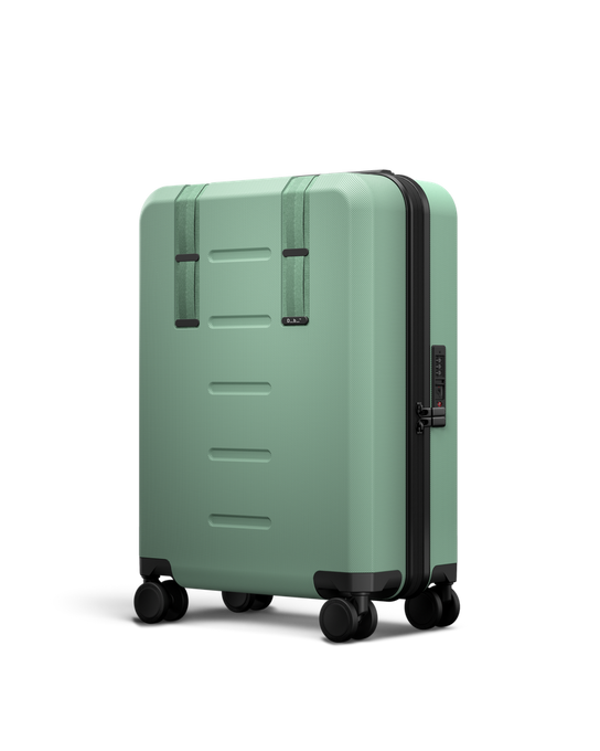 Travel suitcase Db Ramverk Carry-on Green Ray - 2024/25